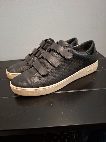 Naisten Michael Kors tennarit 38
