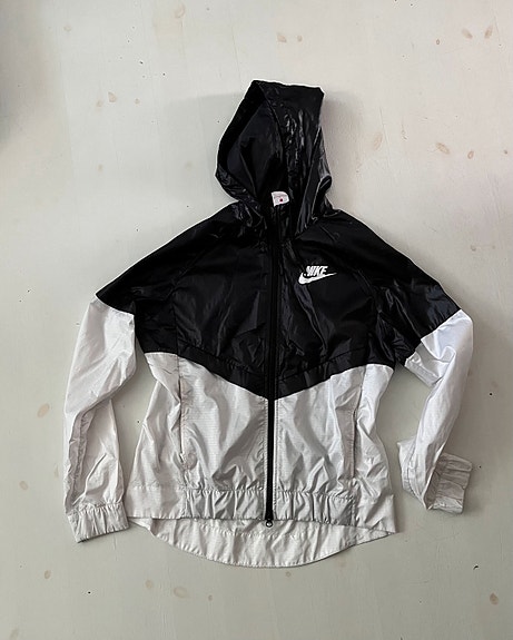 Nike tuulitakki
