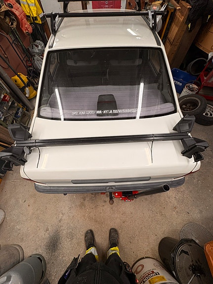 Vw passat b6 kattotelineet