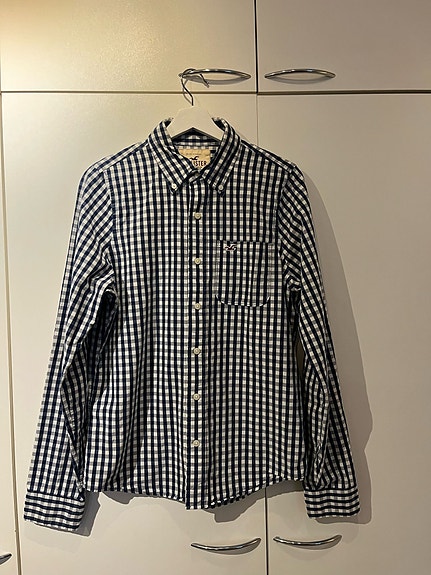 Hollister kauluspaita