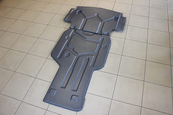 Uusi pohjapanssari Mercedes Benz R-class (251 ) (2005 - 2010) (2 parts )