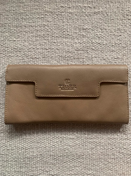 Tiger of Sweden laukku / clutch / nahkalaukku