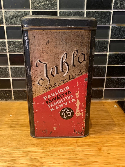 Vanha Paulig-kahvi peltipurkki