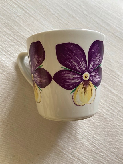 Arabia, Violet, Orvokki tai orkidea