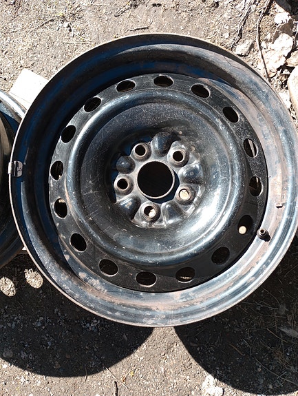 Toyota Avensis 15" ,2 kpl peltivannetta