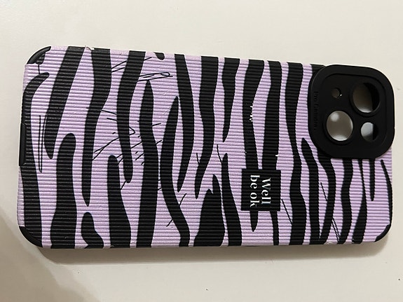 iPhone 13 puhelimen kuoret