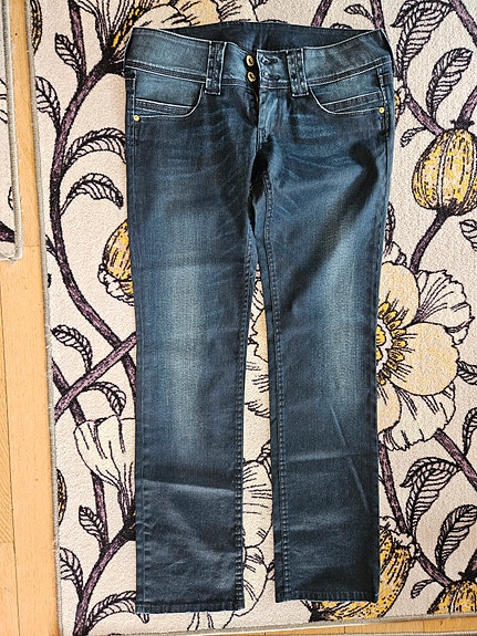 Uudet Pepe Jeans farkut 31/32