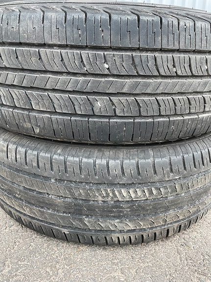 Auton kesärenkaat