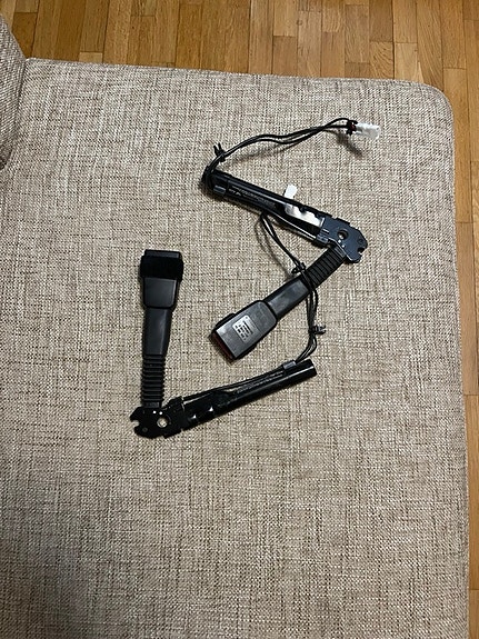 BMW F30 turvavyön kiristimet