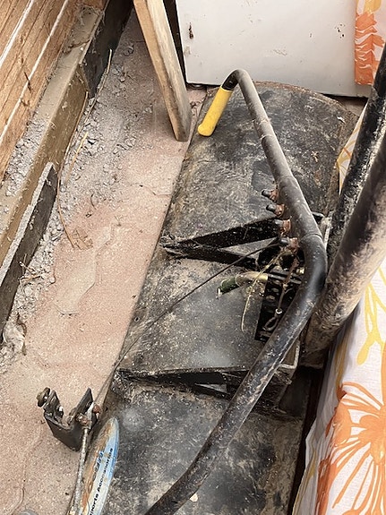 Product image 8 of 9