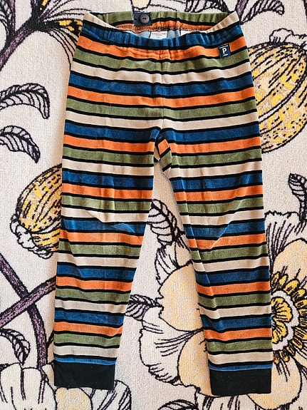 POP velourhousut 110