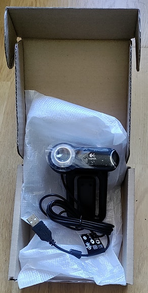 Logitech QuickCam Pro 9000 2mp Autofocus Carl Zeiss USB Webcam
