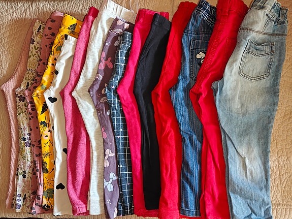 Tyttöjen housut/leggingsit 92-98