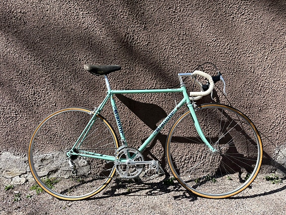 Classic Bianchi Rekord 748 road bike in perfect shape