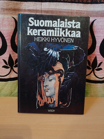 Heikki Hyvönen: Suomalaista keramiikkaa