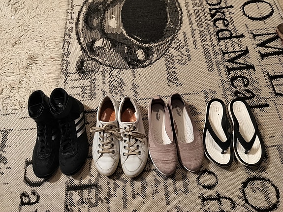 Adidas kengät 40. Ecco kengät 39, Crocs kengät 5, kengät 38