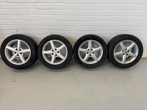 Dezent 16" Alumiinivanteet + 215/55/16 Kesärenkaat (9)