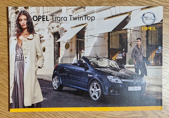 Opel Tigra TwinTop -esite 2008