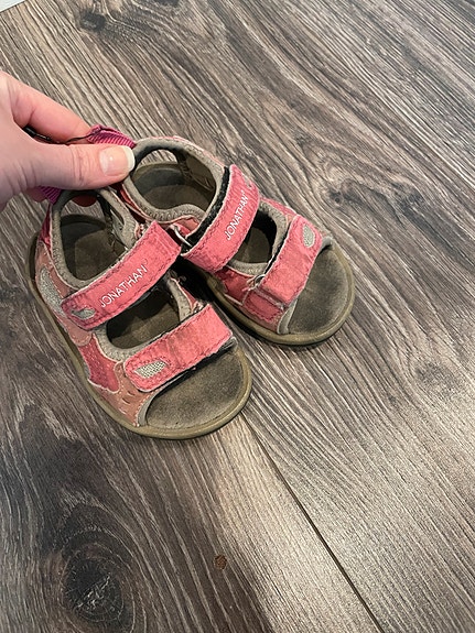 Sandaalit koko 22
