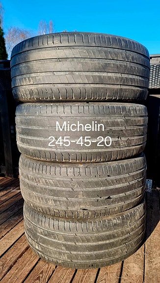 Michelin 245-45-20 kesärenkaat