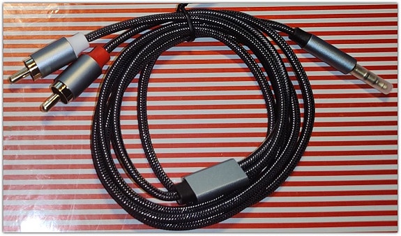 Uusi 3,5mm - RCA-kaapeli / 1 metri