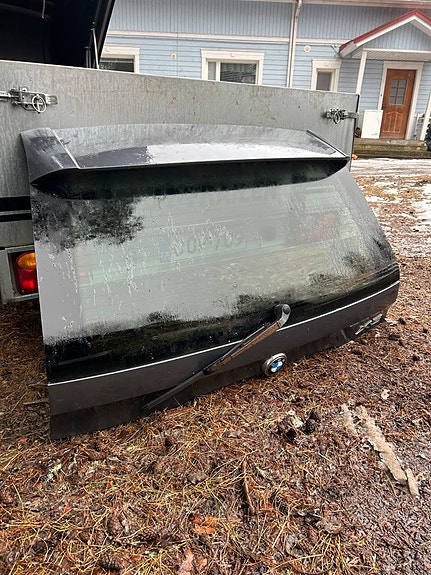 BMW E53 paksinluukku