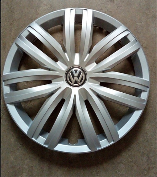 Volkswagen Caddy pölykapseli 2K5601147 16", viallinen!