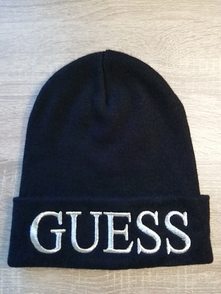 Guess pipo (Uusi)