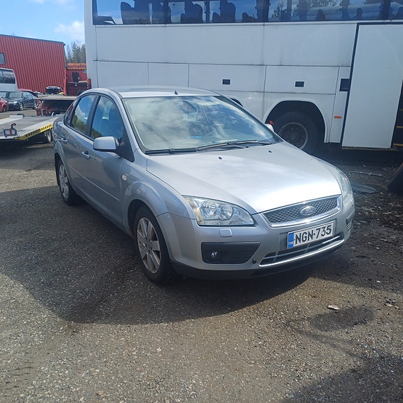 Ford focus 2005 varaosina