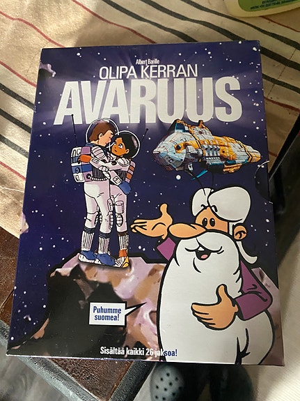 Olipa kerran avaruus boxi