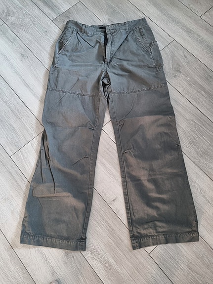 Miesten Jack & Jones housut.