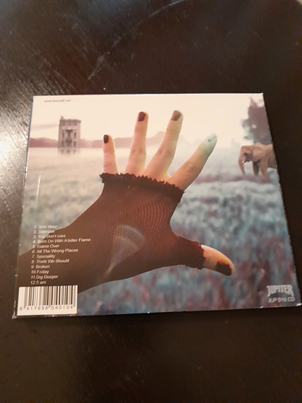 Product image 2 of 2