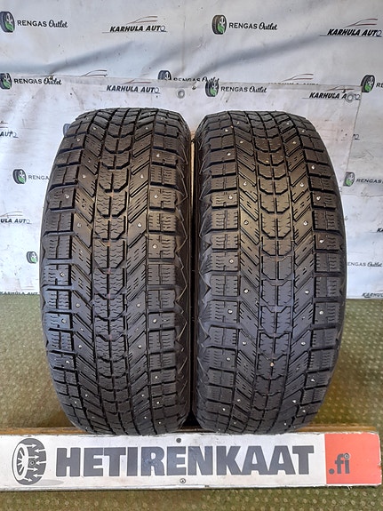 215/60 R16" Käytetyt Nastarenkaat