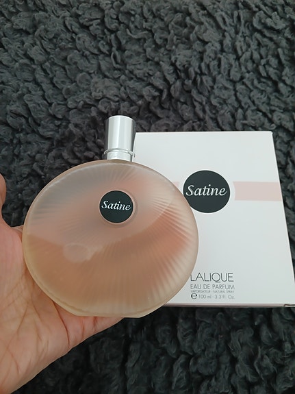 Satine Lalique naisten hajuvesi