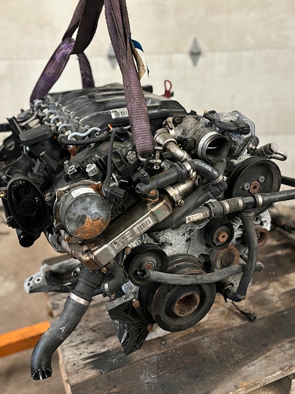 BMW E61/E60 530 d moottori vm.06 , ajettu 310tkm