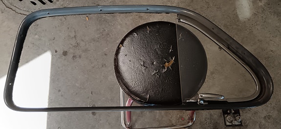 Volvo pv tupakka ikkuna