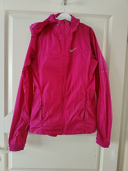 Niken kevyt tuulitakki (XS)