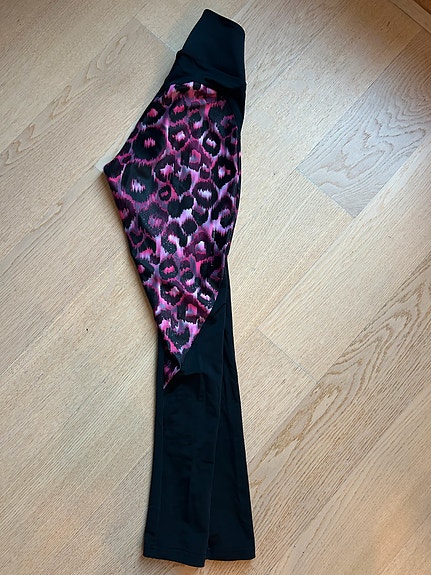 Pinkkiheidin trikoot XS