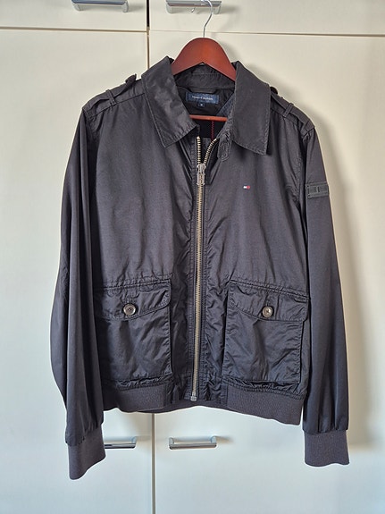 Tommy Hilfiger -takki