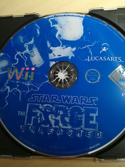 Nintendo Wii Star Wars: The Force Unleashed peli