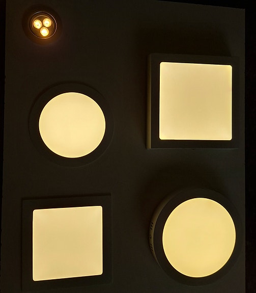 LED valaisimia