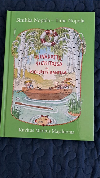 Heinähattu ja Vilttitossu kirja