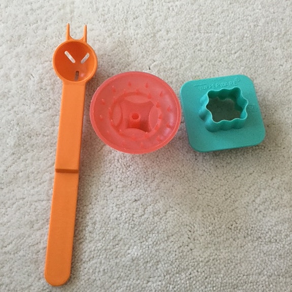 Tupperware pienet keittiövälineet