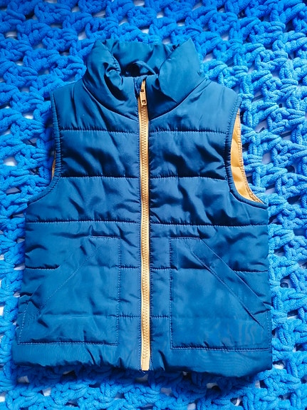 H&M liivi koko 92