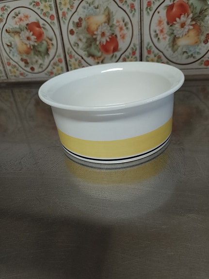 Arabia Faenza keltaraita kulho 15,5cm.