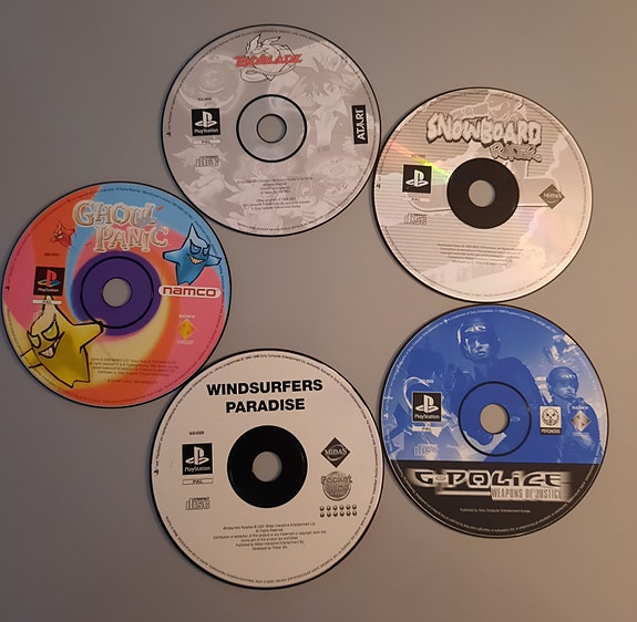 PS1-pelit