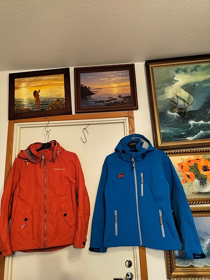 Didriksons välikausi takki 36-38, grizzly softshell takki 36