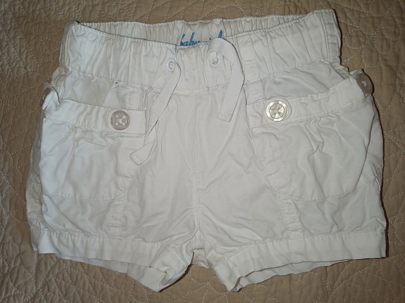 Zara shortsit 74