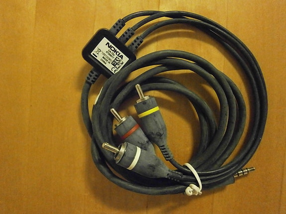 Nokia CA-75U AV-johto