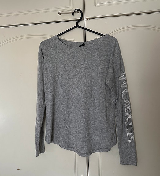 Gina tricot pitkähihainen treenipaita